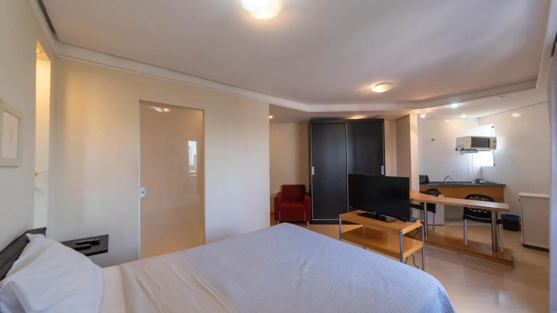 Flat Na Rua Sena Madureira - Bienal Apartman São Paulo