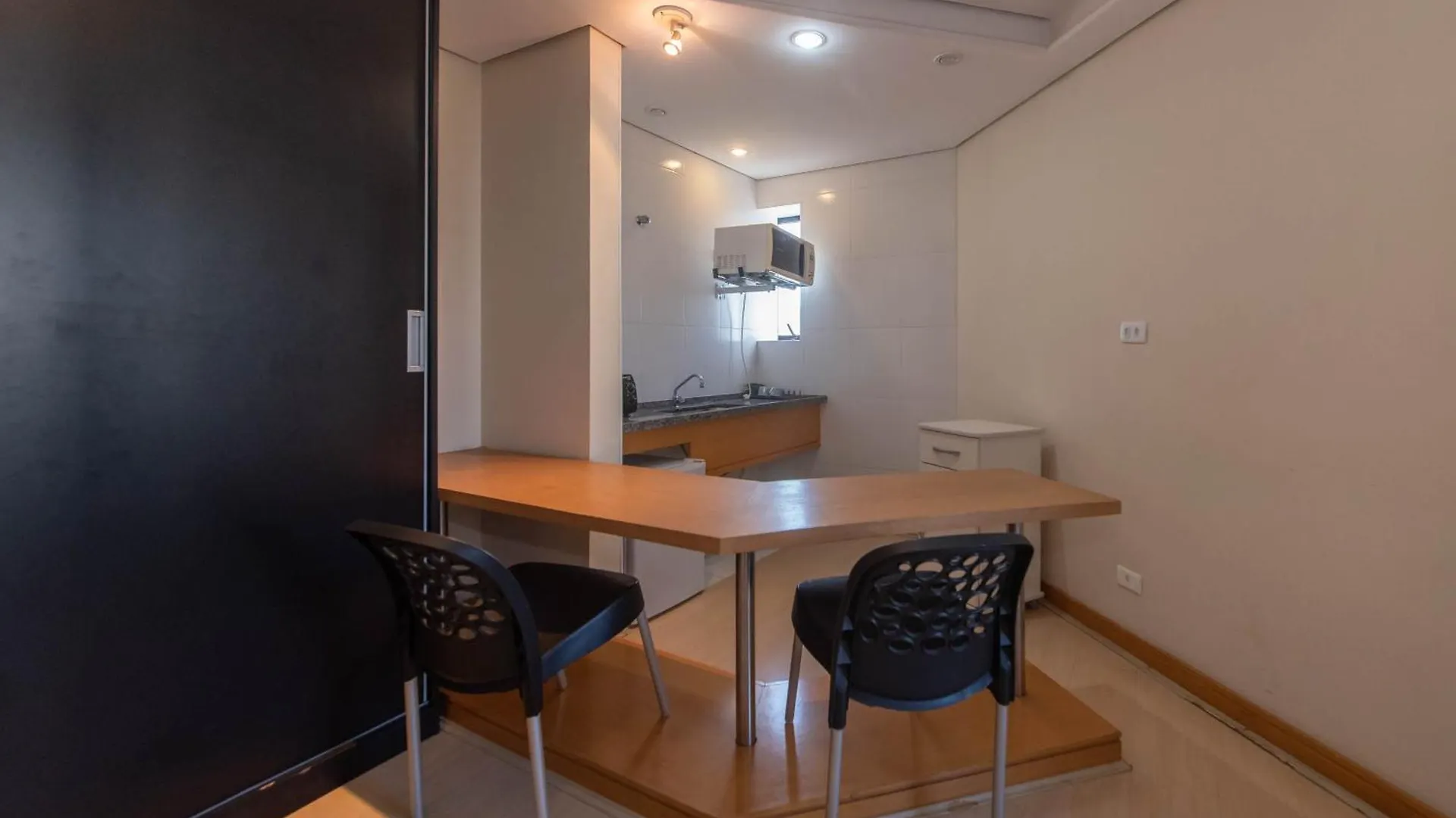 Flat Na Rua Sena Madureira - Bienal Apartman São Paulo