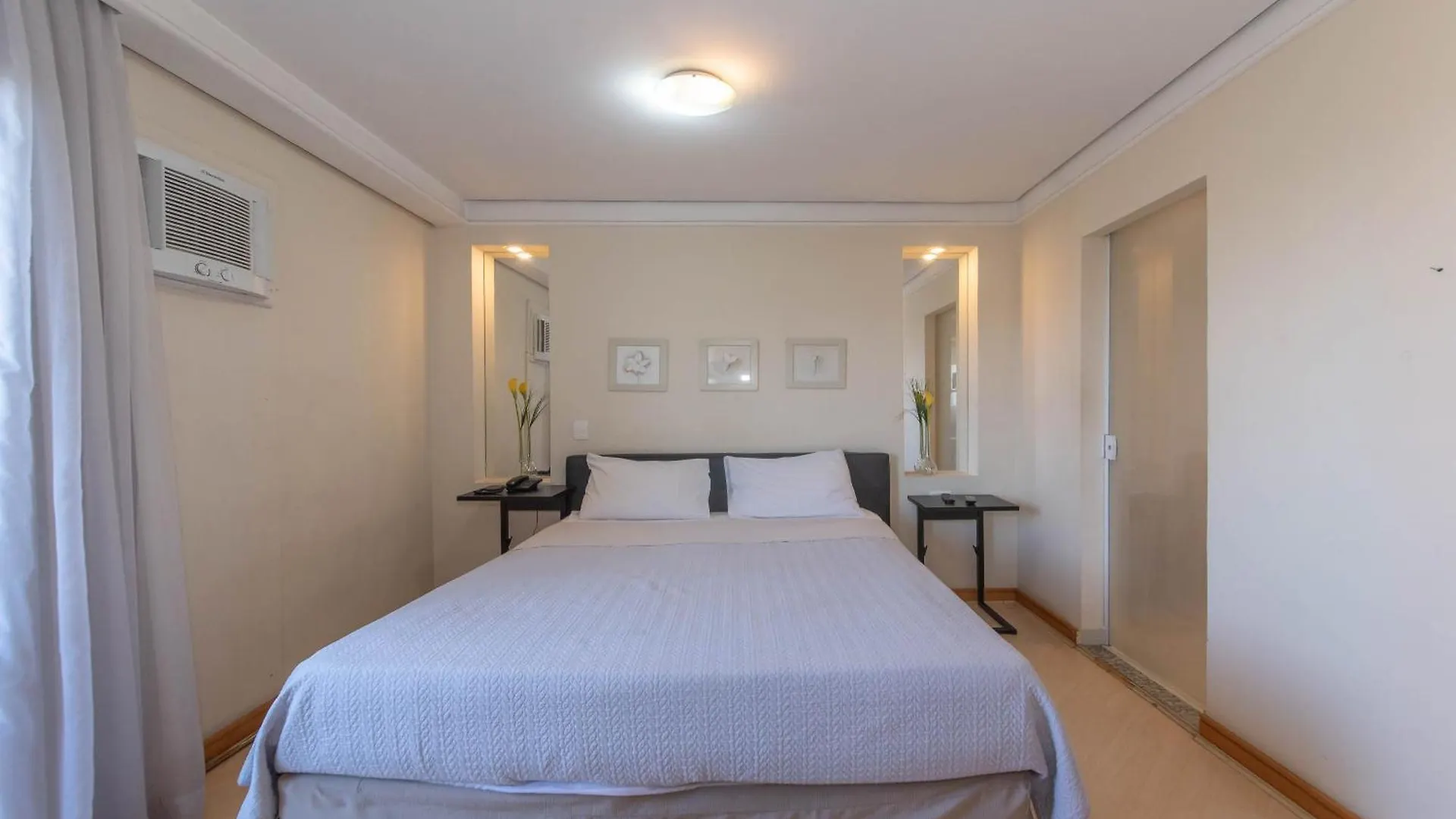Flat Na Rua Sena Madureira - Bienal Apartman São Paulo